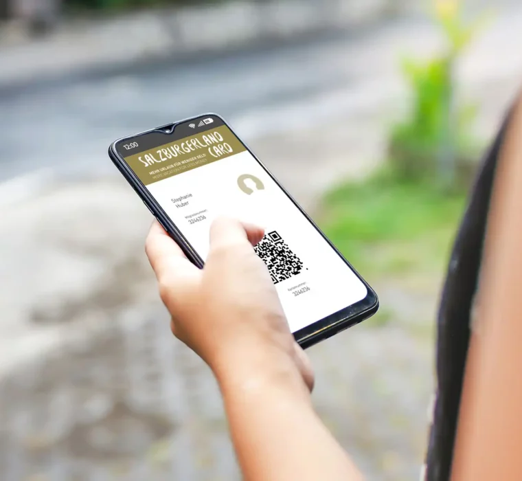 Digital SalzburgerLand Card on your smartphone - mobile and convenient access to the best excursion destinations in Salzburger Land.